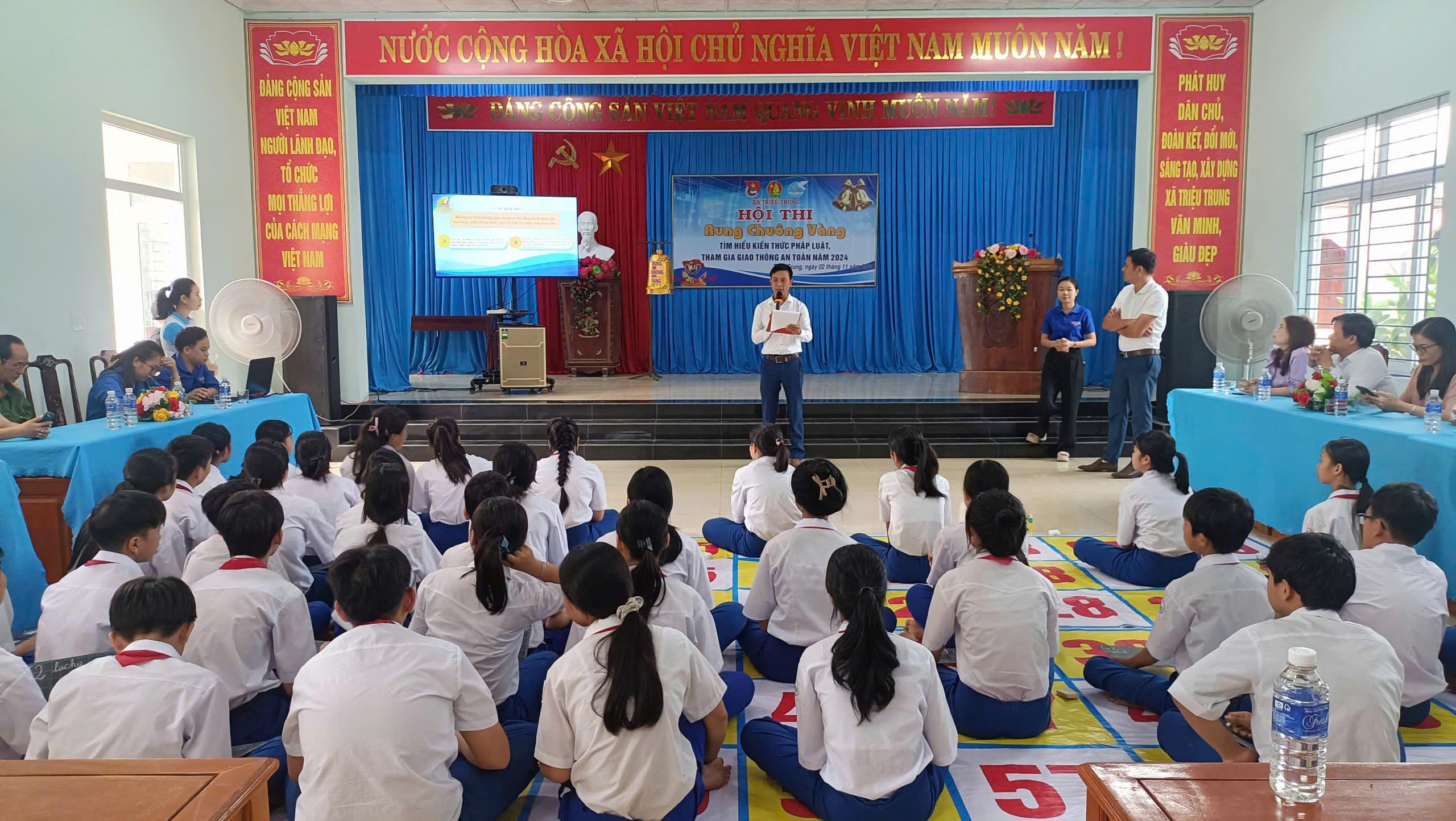 Hưởng ứng ngày pháp luật Việt Nam xã Triệu Trung tổ chức Hội thi “Rung chuông vàng” tìm hiểu kiến...